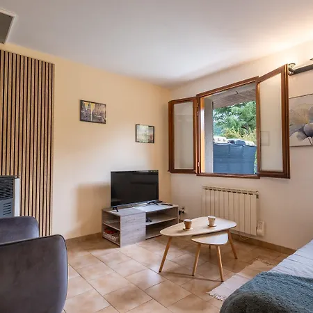 Les Clauzels 4/6 Personnes Feriehus Bagnols-les-Bains